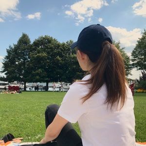 Meet your Posher, Yuri